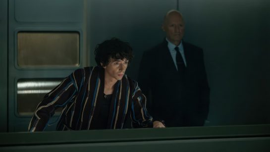Кадр из 1 серии 1 сезона сериала «Чужой: Земля»